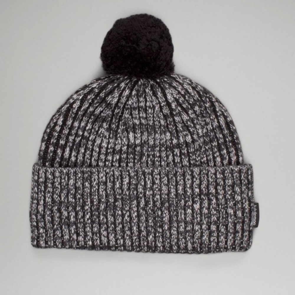 LULULEMON NWT Beanie - Textured Fleece - Lined Knit Beanie  One Size black multi